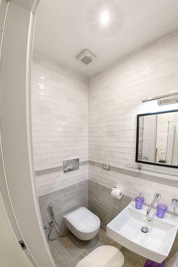 Modern Apartment Near Colosseum Roma Exterior foto
