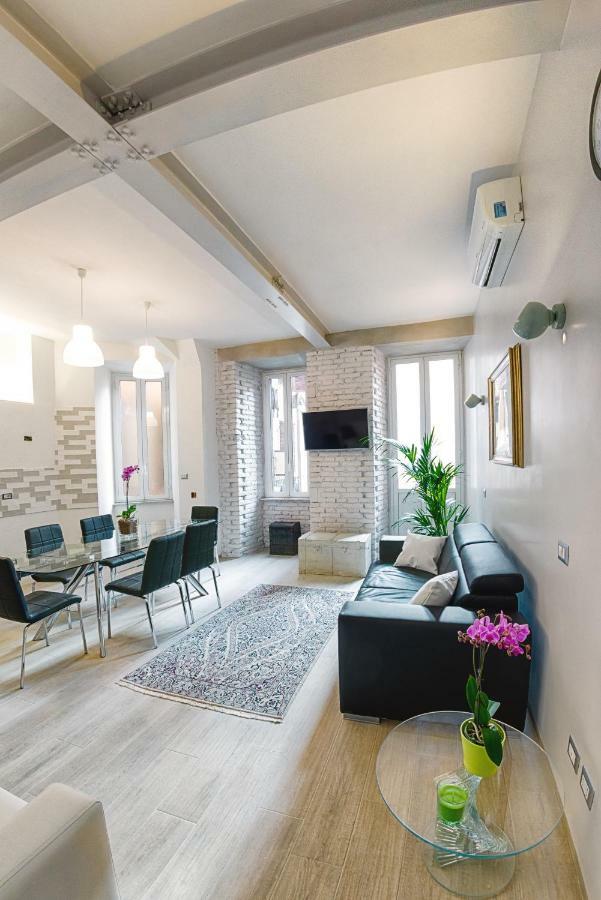 Modern Apartment Near Colosseum Roma Exterior foto
