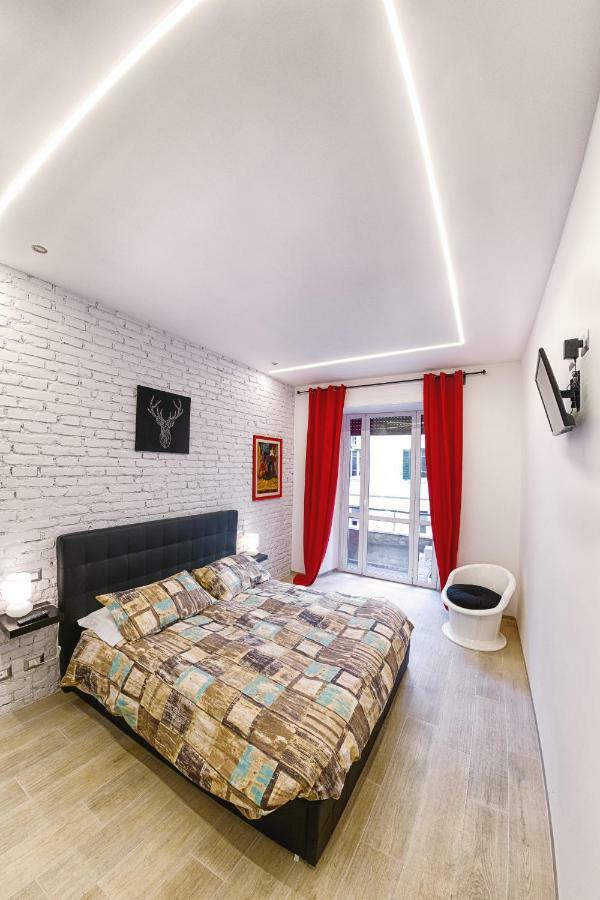 Modern Apartment Near Colosseum Roma Exterior foto